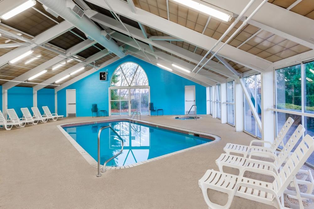 Wingate By Wyndham Canton-Hall Of Fame Экстерьер фото